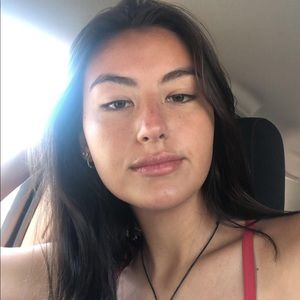 Meet your Posher, Melanie